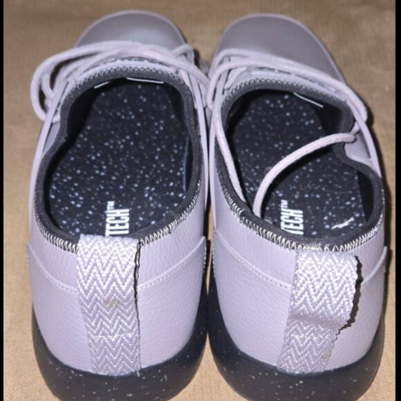 Brand new, Snibbs space cloud premium, fog color, size 11 in womens - Picture 2 of 5